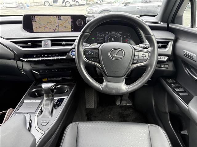 Lexus UX 2