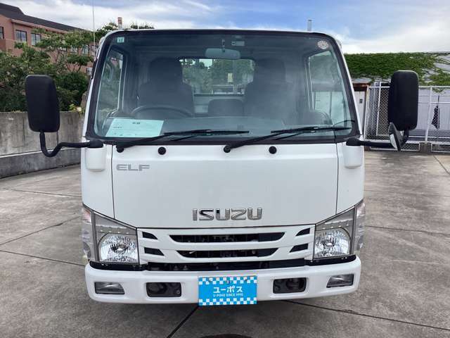 Isuzu Elf 4