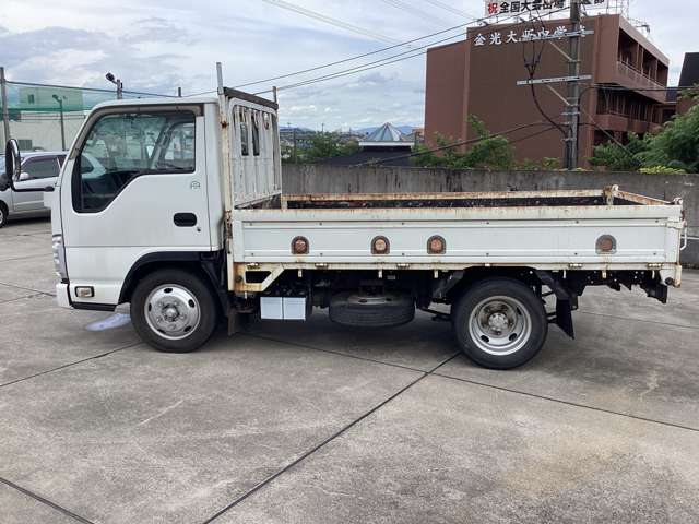 Isuzu Elf 8