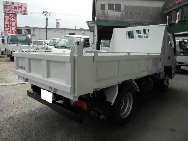 Isuzu Elf 5