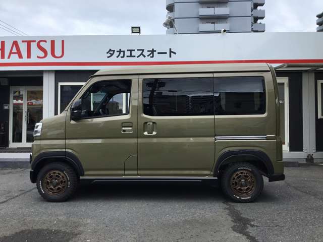 Daihatsu Atrai 7