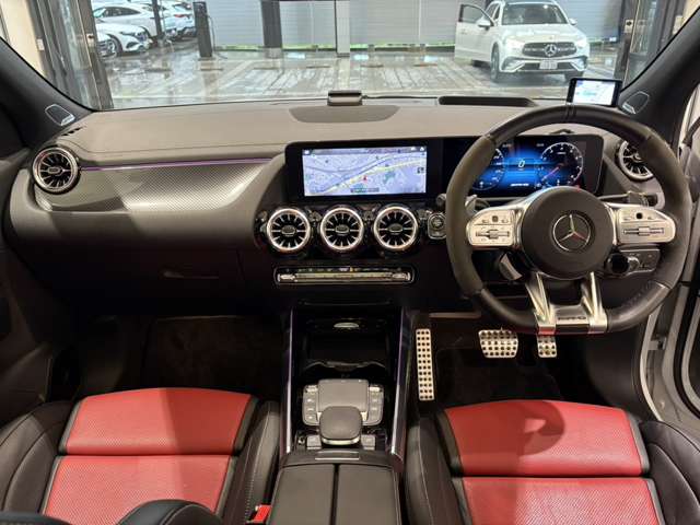 Mercedes-Benz GLA-Class 7