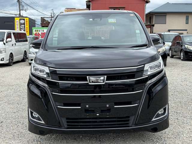 Toyota Noah 12