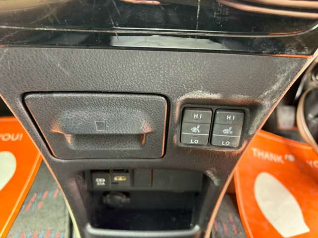 Toyota Noah 9