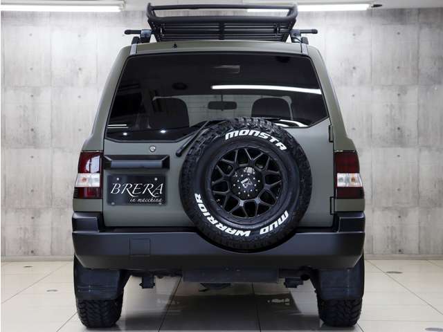 Mitsubishi Pajero iO 7