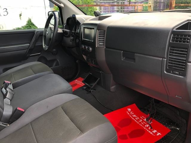 Nissan Titan 3