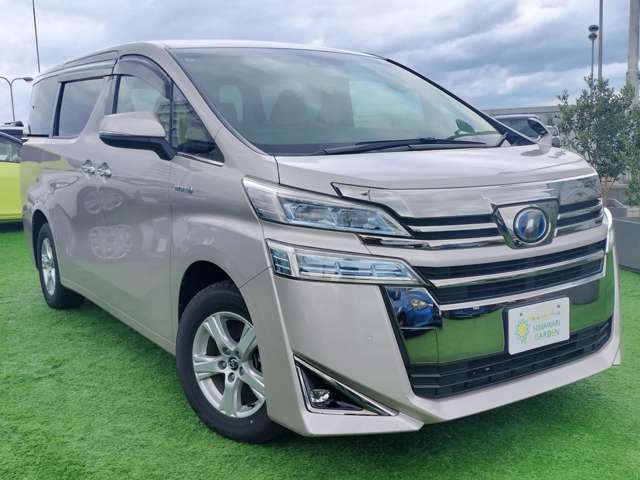 Toyota Vellfire 13