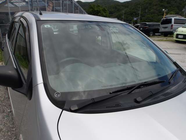 Nissan AD 10