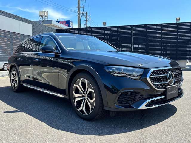 Mercedes-Benz E-Class All-Terrain 3