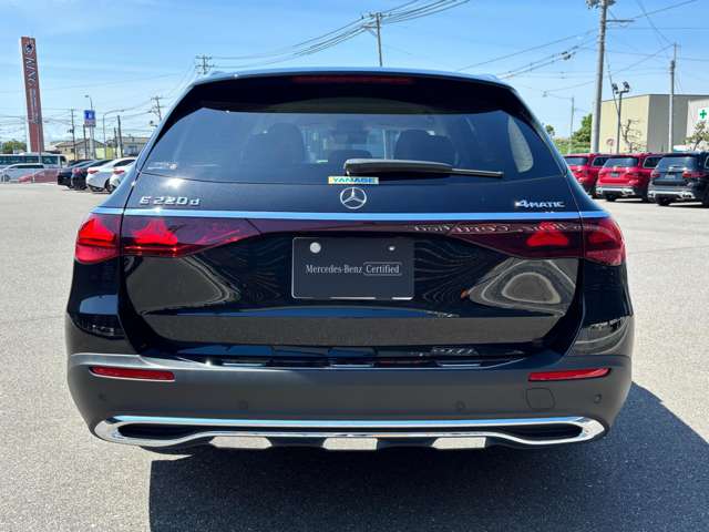 Mercedes-Benz E-Class All-Terrain 5