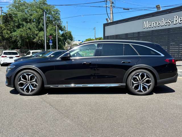 Mercedes-Benz E-Class All-Terrain 6