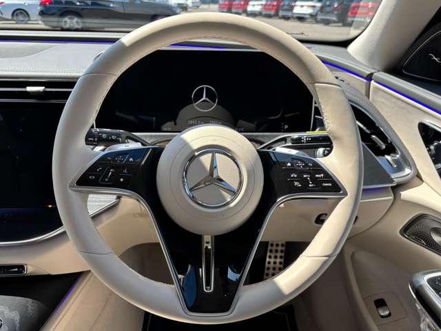 Mercedes-Benz E-Class All-Terrain 10