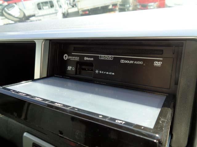 Toyota Hiace Van 8