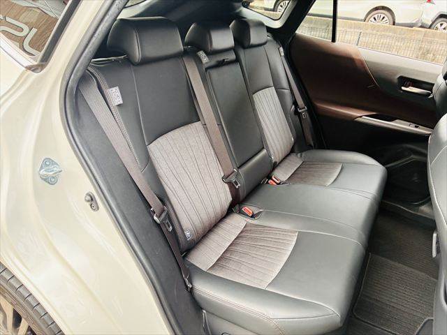 Toyota Harrier 10