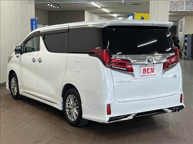 Toyota Alphard 7