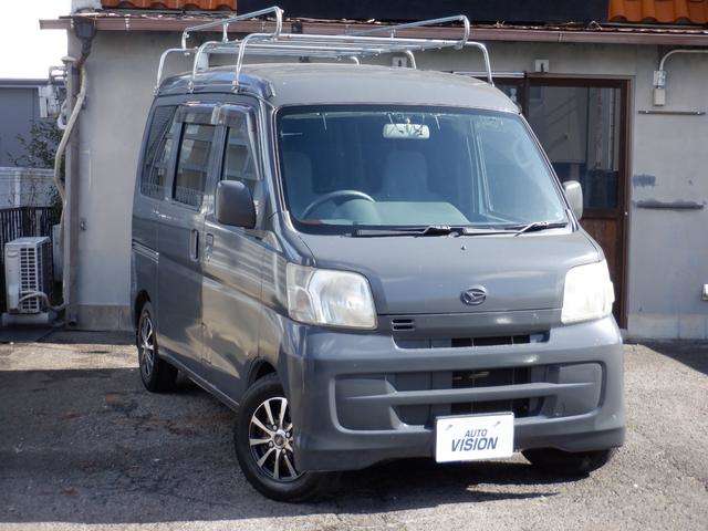 Daihatsu Hijet Cargo 2