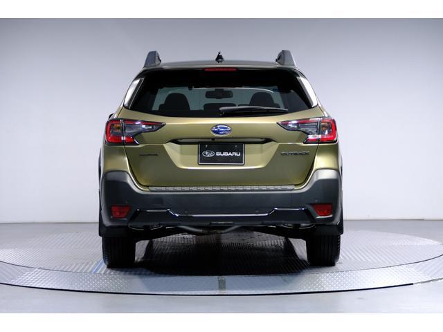 Subaru Legacy Outback 5