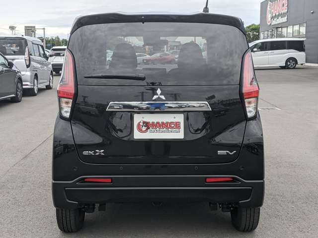 Mitsubishi eK X EV 8