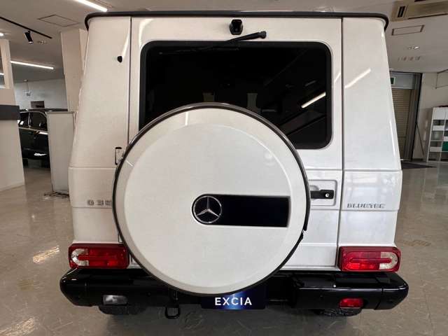 Mercedes-Benz G-Class 9
