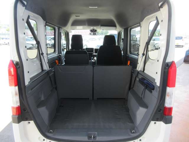 Honda N-VAN 10