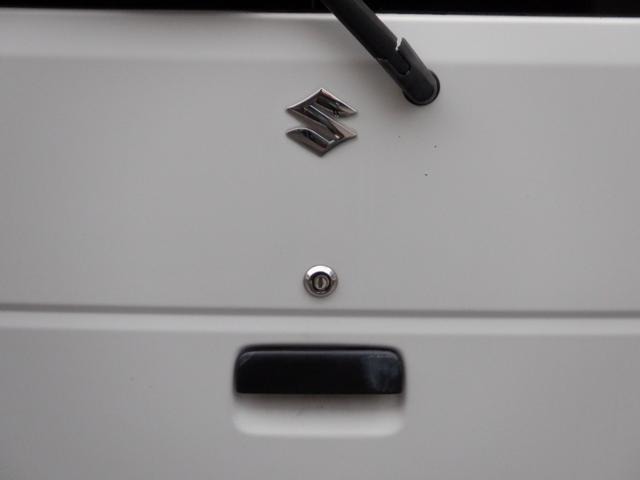 Suzuki Every 9