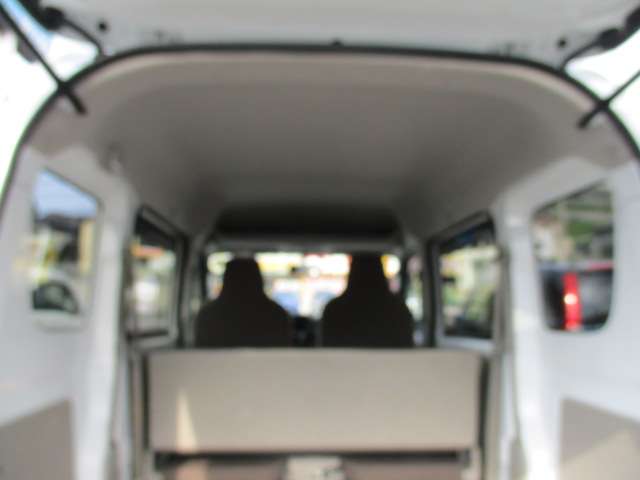 Nissan NV100 Clipper 11