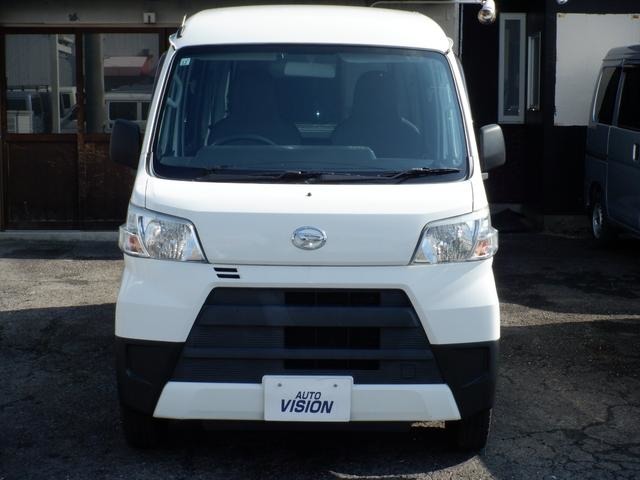 Daihatsu Hijet Cargo 3