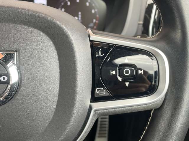 Volvo XC60 8