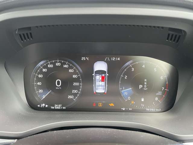 Volvo XC60 10