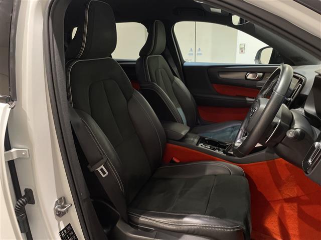 Volvo XC40 6
