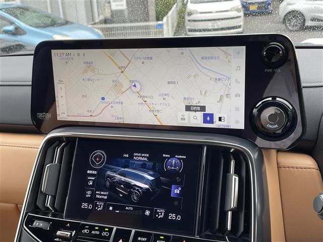 Lexus LX 7