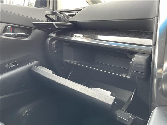 Toyota Alphard 10