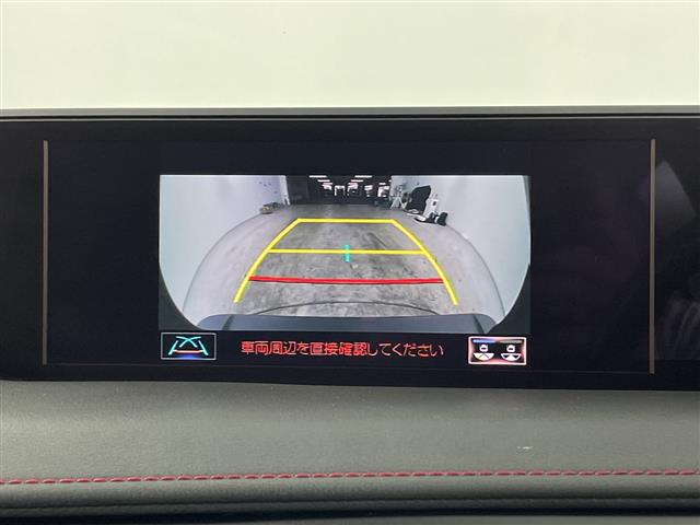 Lexus UX 5