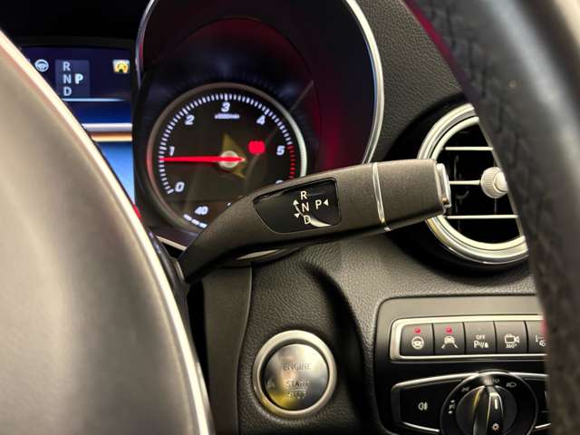 Mercedes-Benz GLC 10