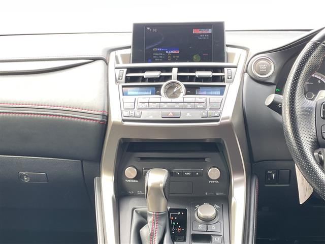 Lexus NX 5