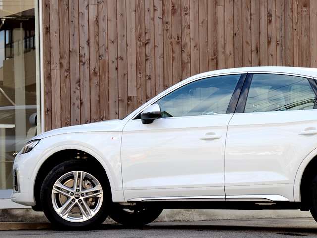 Audi Q5 Sportback 7