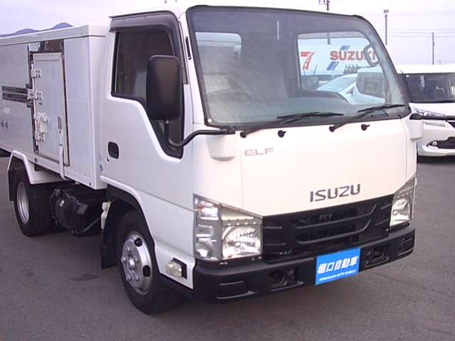 Isuzu Elf 3