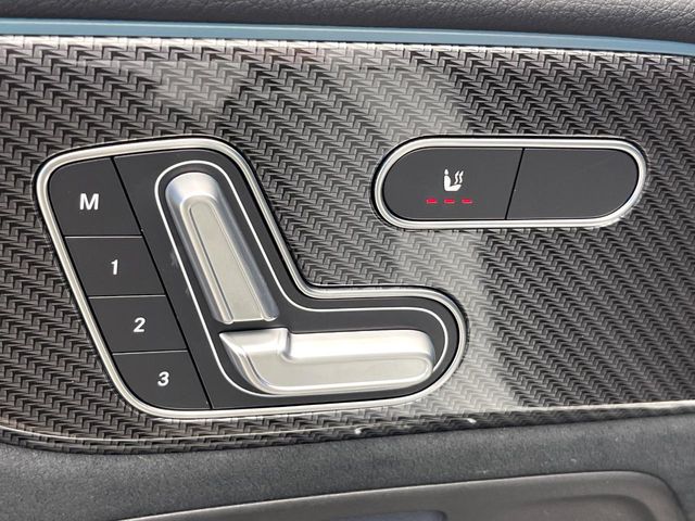 Mercedes-Benz GLB 6