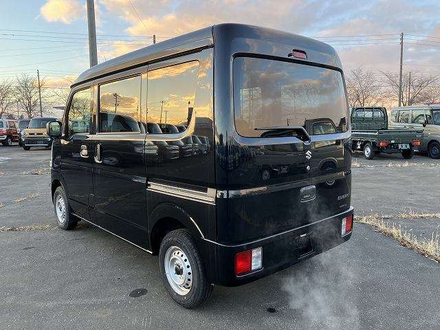 Suzuki Every 11