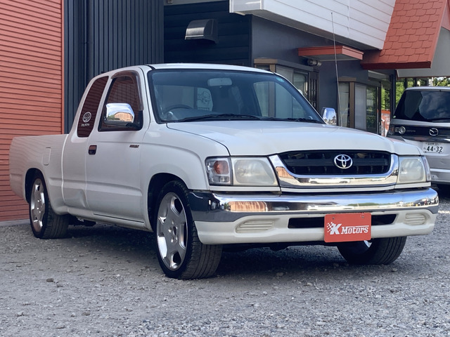 Toyota Hilux 5