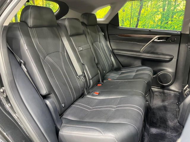 Lexus RX 9