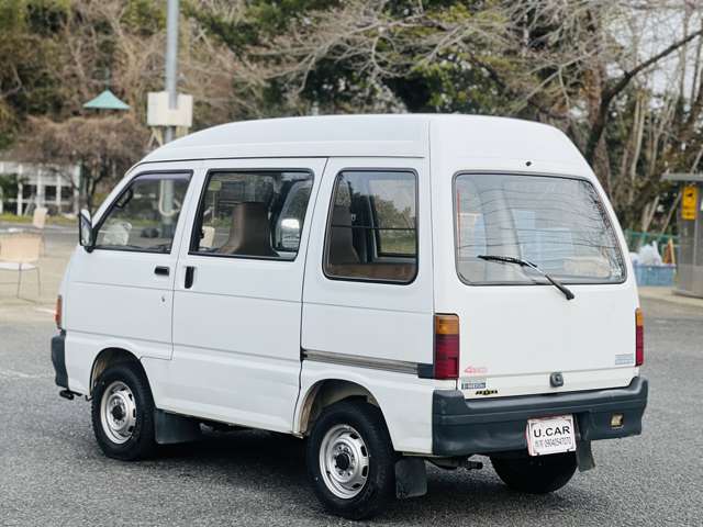 Daihatsu Hijet Van 7