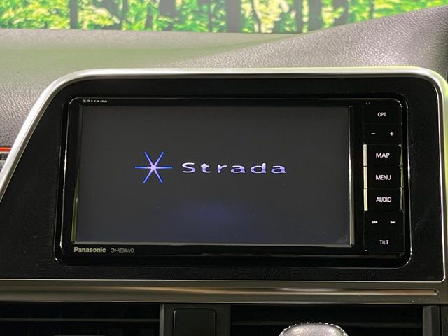 Toyota Sienta 4