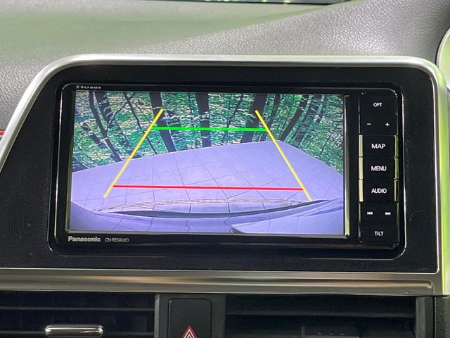 Toyota Sienta 5