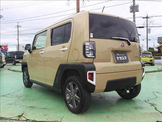 Daihatsu Taft 3