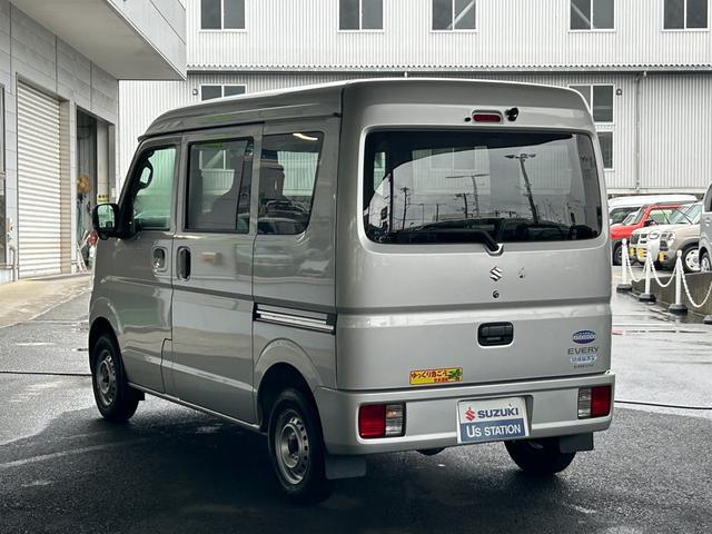 Suzuki Every 11