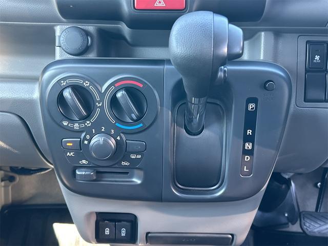 Suzuki Every 8