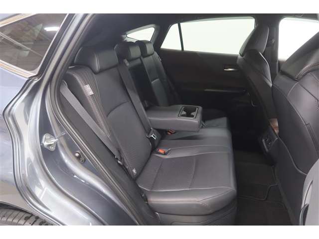 Toyota Harrier 8