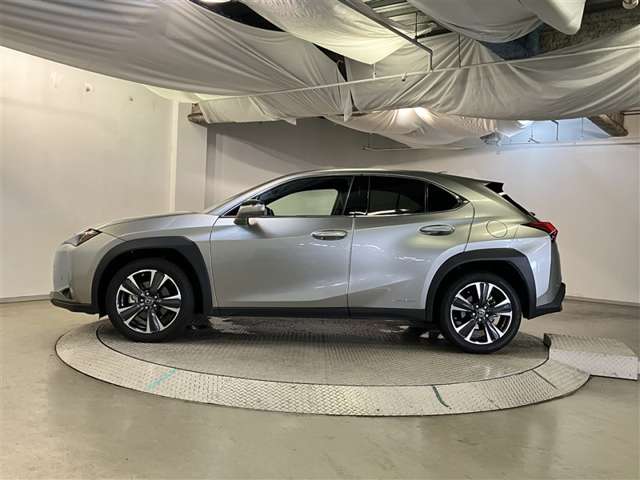 Lexus UX 4
