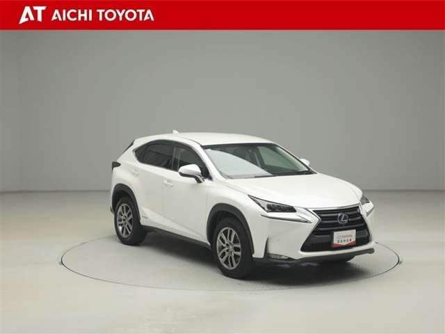 Lexus NX 8